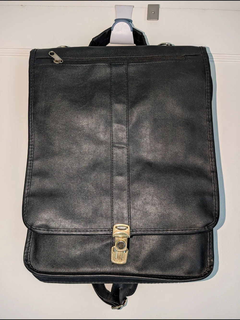 Black Leather Messenger Bag - Classic Men’s Crossbody